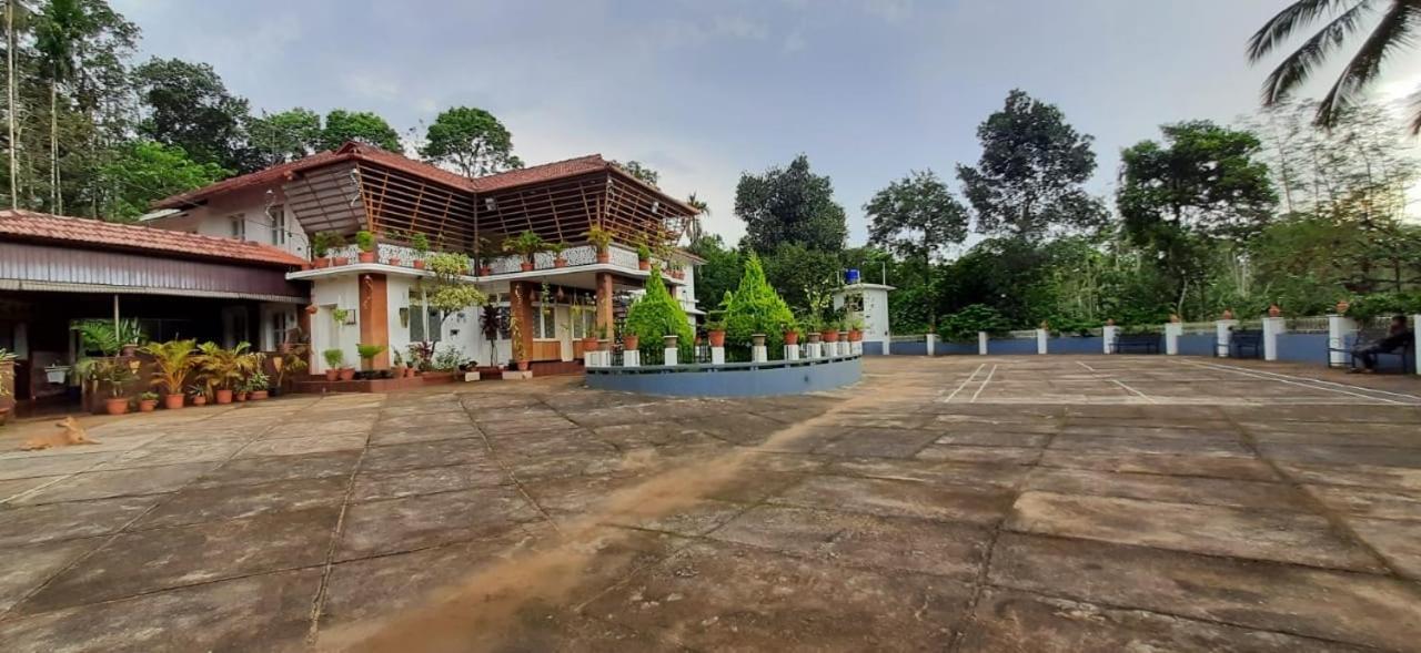 Pepper Valley Resort Калпата Екстериор снимка